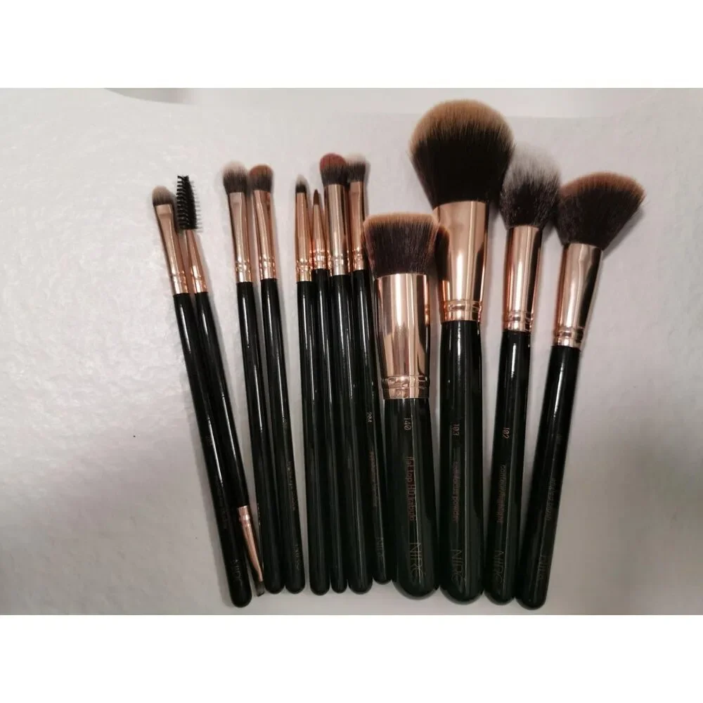 Niré Beauty 15piece Black Rose Gold Makeup Brush Set & Beauty Blender With Case